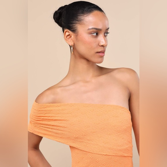 Lulus Domicia Light Orange Ribbed One-Shoulder Maxi Dress size large - Picture 4 of 6